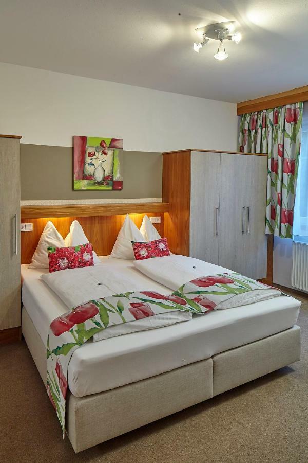 Pension Haus Aschgan Φίλλαχ Εξωτερικό φωτογραφία