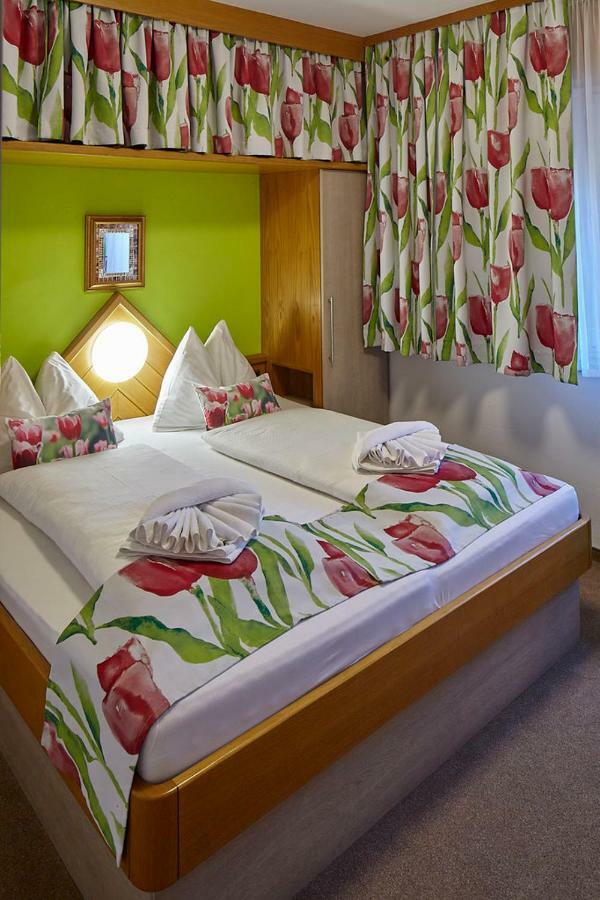 Pension Haus Aschgan Φίλλαχ Εξωτερικό φωτογραφία